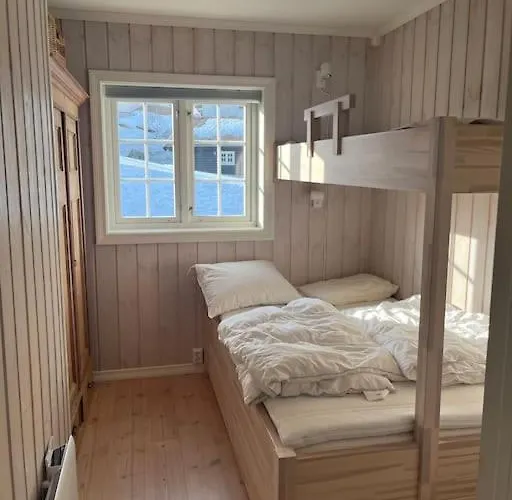 Med Utsikt Mot Gaustatoppen, In Out Lägenhet Gaustablikk