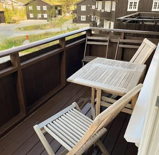 Med Utsikt Mot Gaustatoppen, In Out Lägenhet Gaustablikk